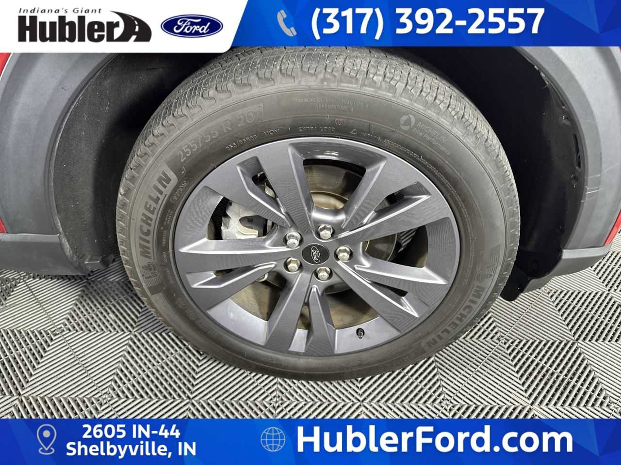 Used 2024 Ford Explorer XLT w/ Equipment Group 202A AWD/4WD image 10