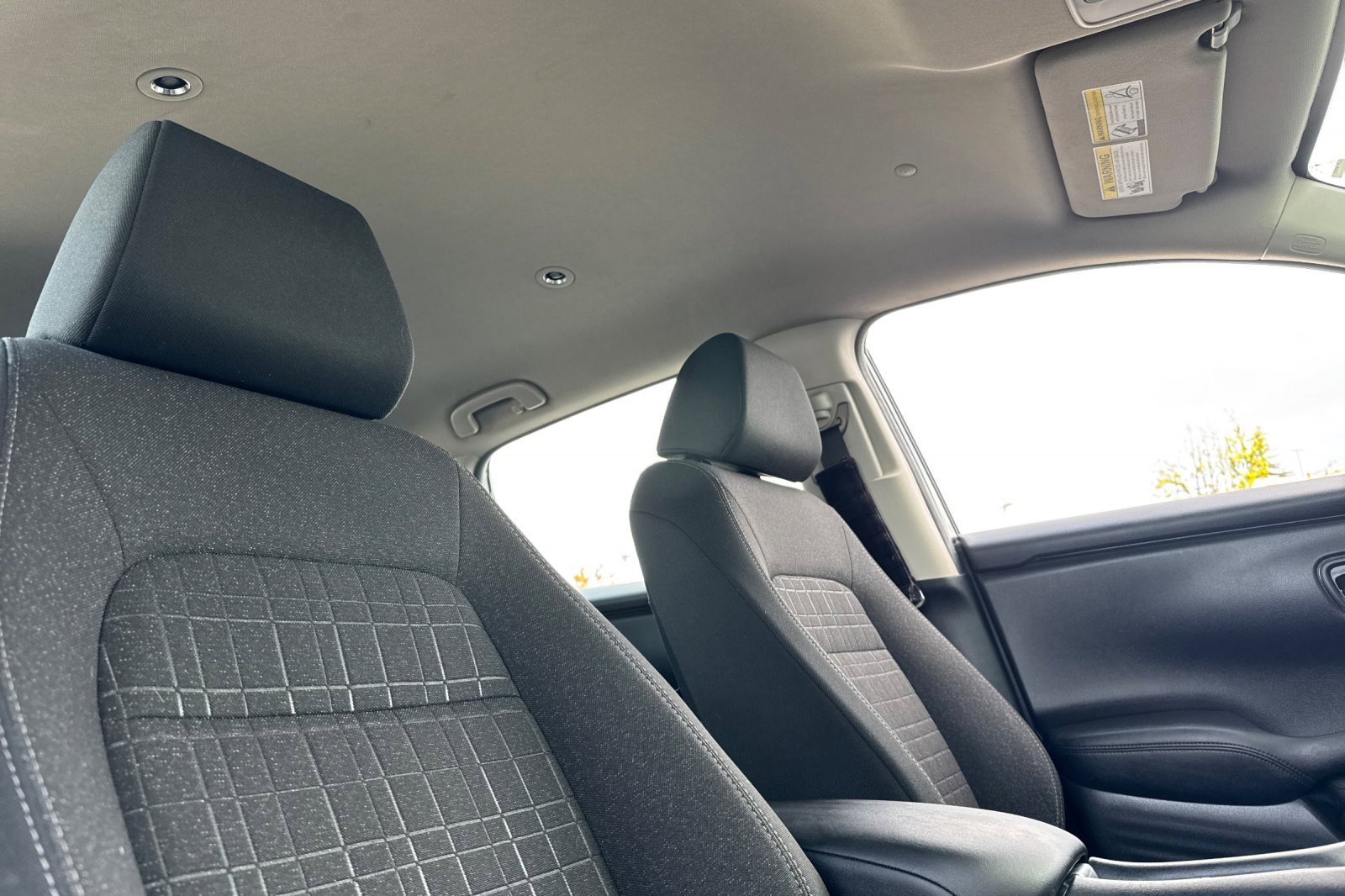 Used 2024 Honda HR-V LX image 26