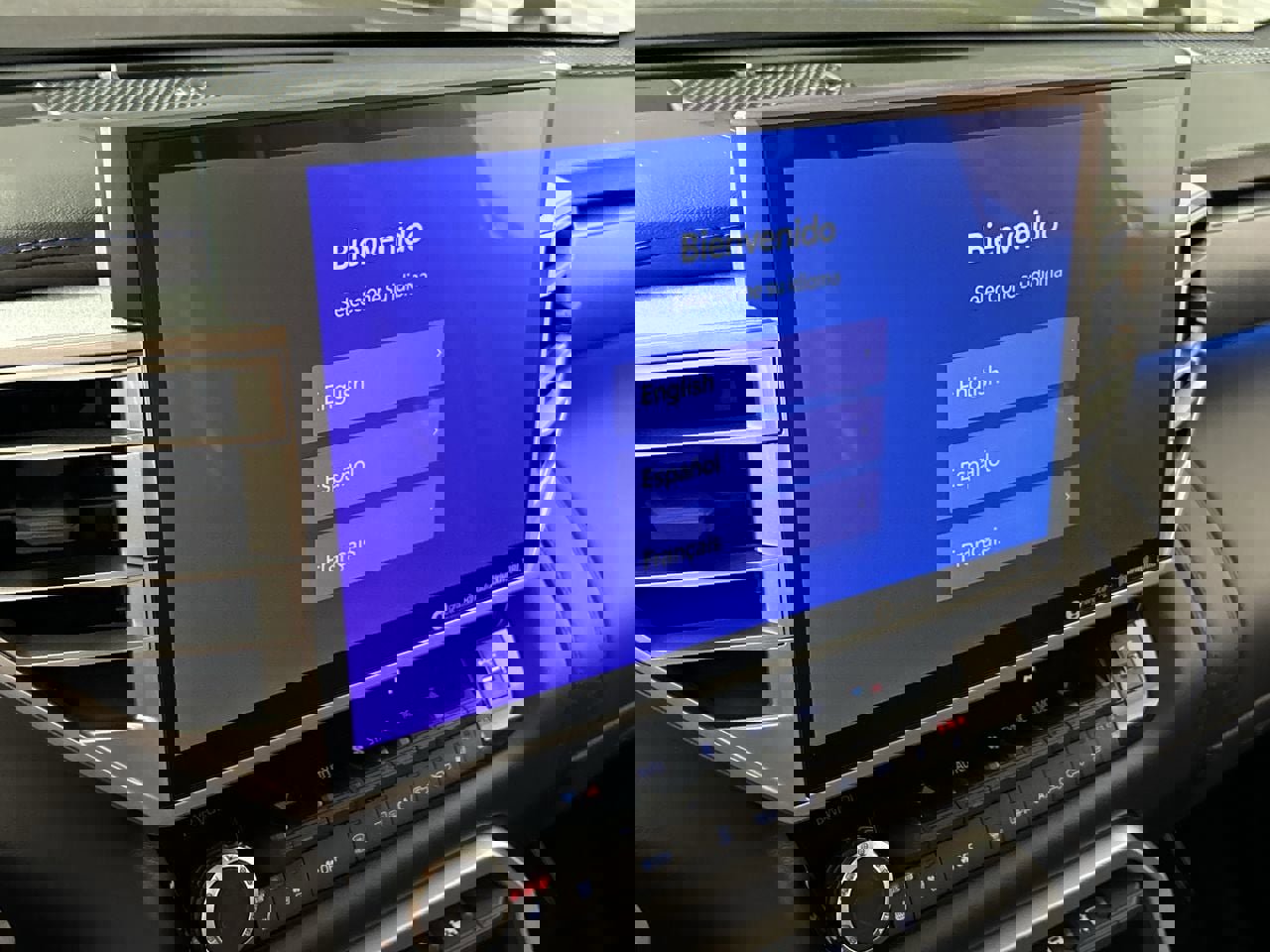 Used 2023 Toyota Tundra Platinum w/ Advanced Package image 17