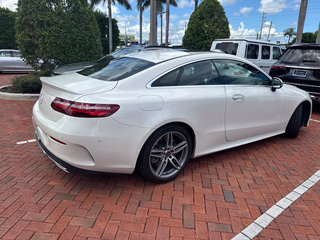Used 2018 Mercedes-Benz E 400 Coupe image 4