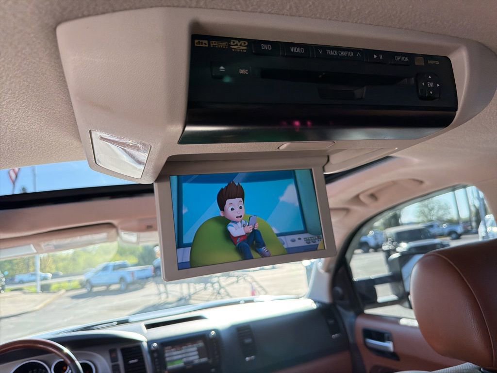 Used 2012 Toyota Sequoia Platinum AWD/4WD image 26