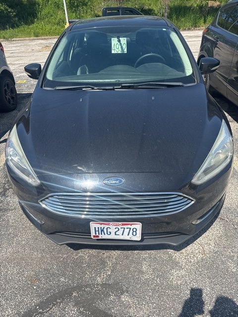 Used 2015 Ford Focus Titanium w/ Titanium Cold Weather Package FWD image 2