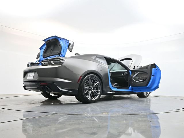 Used 2023 Chevrolet Camaro ZL1 RWD image 50