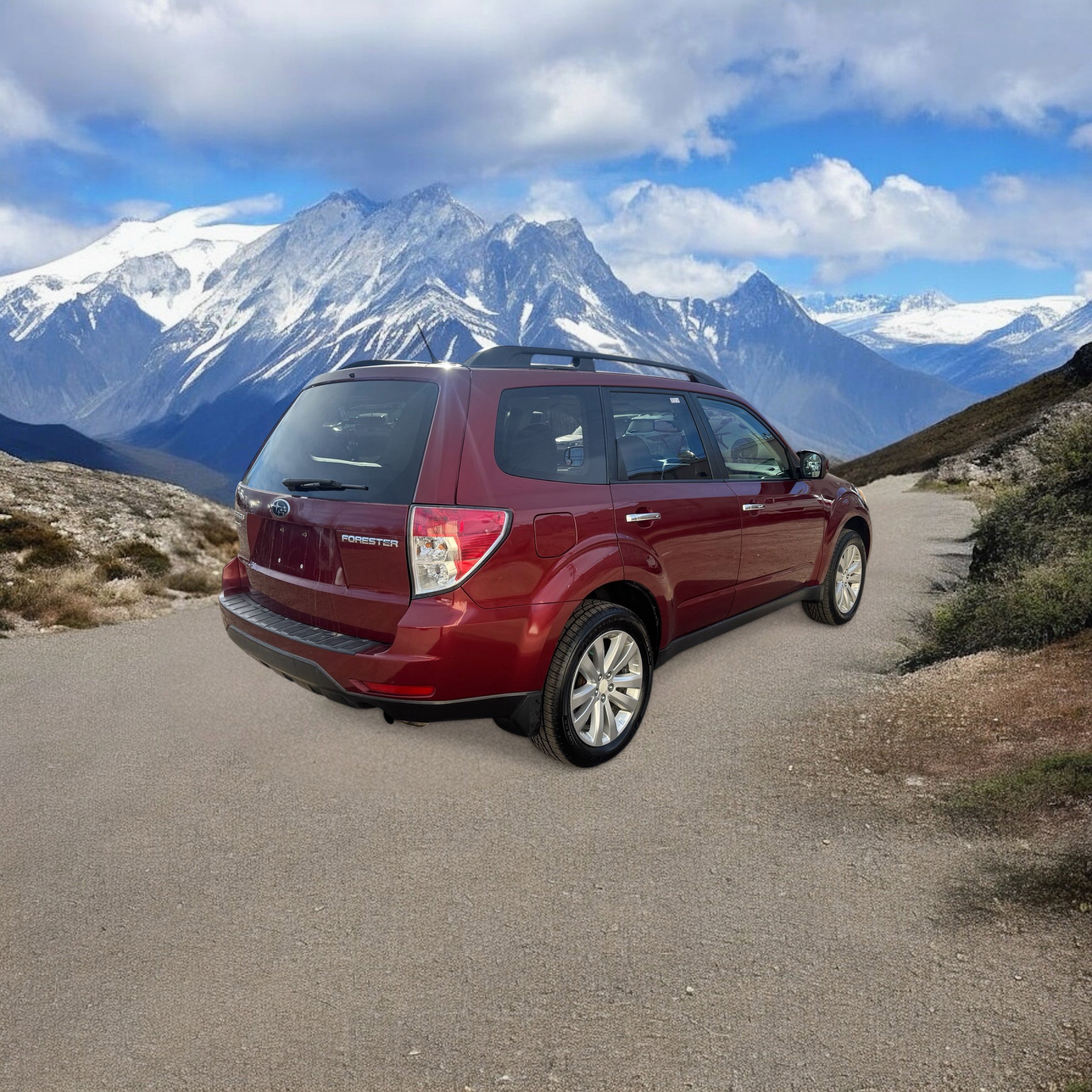 Used 2012 Subaru Forester 2.5X Premium w/ Popular Pkg 3 image 5