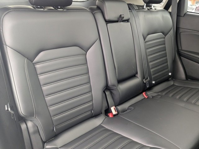 Used 2024 Ford Edge SEL w/ Convenience Package image 13