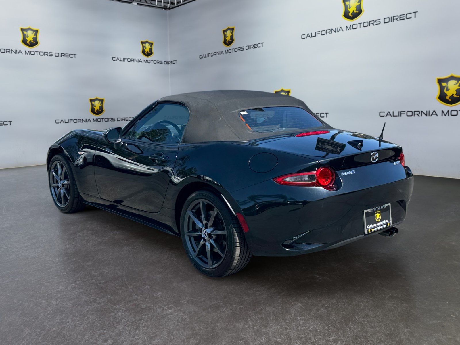 Used 2016 MAZDA MX-5 Miata Grand Touring RWD image 3