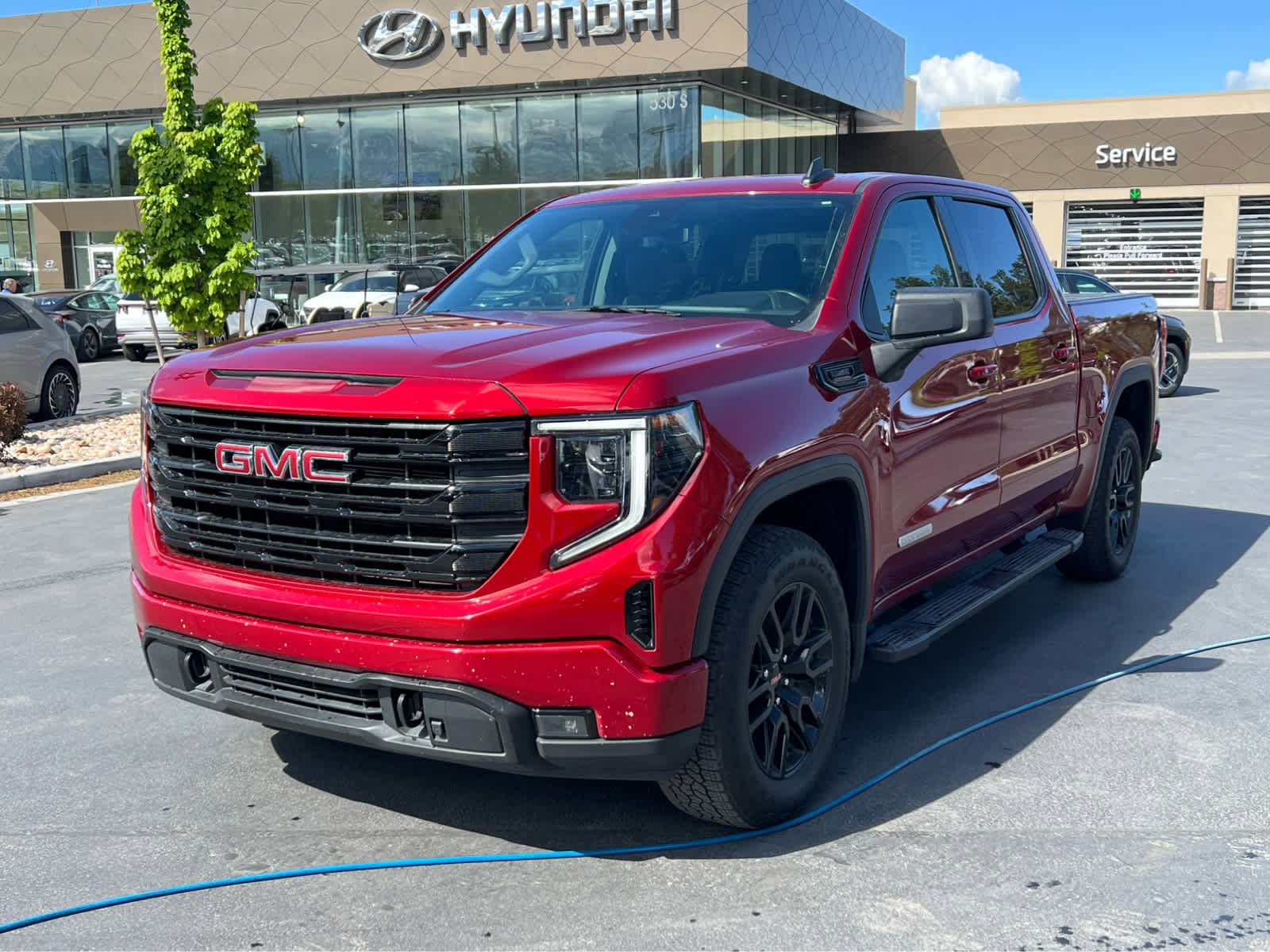 Used 2024 GMC Sierra 1500 Elevation w/ X31 Off-Road Package image 2