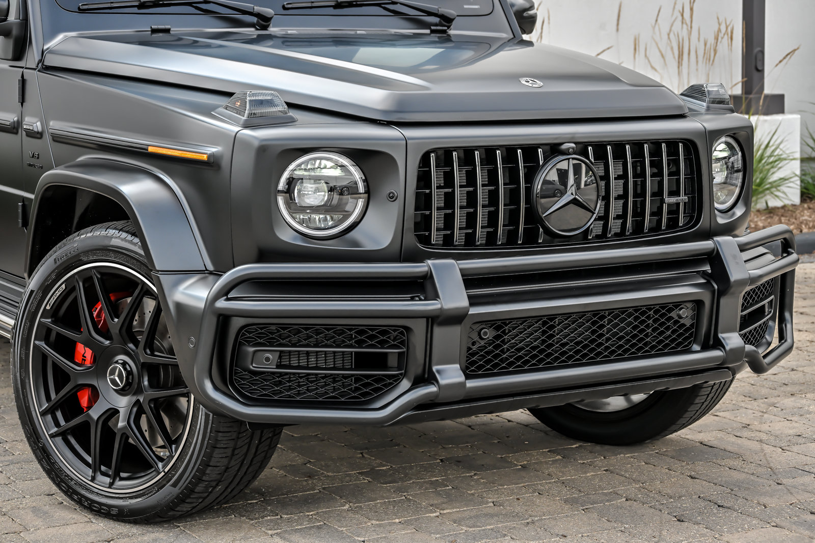 Used 2024 Mercedes-Benz G 63 AMG 4MATIC image 2