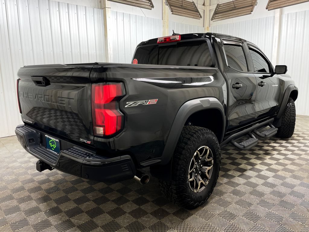 Used 2024 Chevrolet Colorado ZR2 w/ ZR2 Convenience Package III AWD/4WD image 22