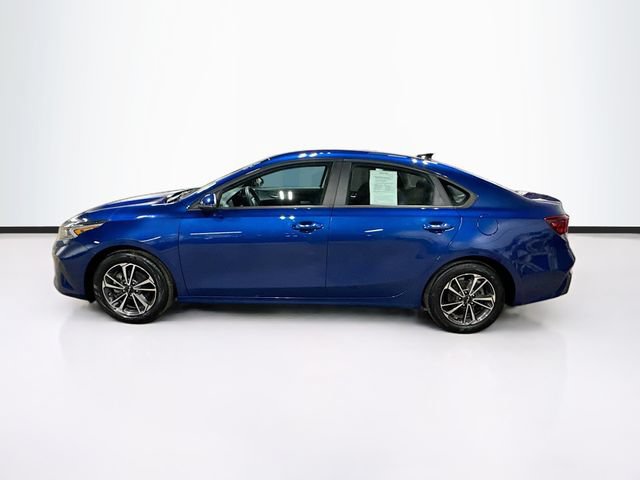 Used 2023 Kia Forte LXS w/ LXS Technology Package FWD image 4