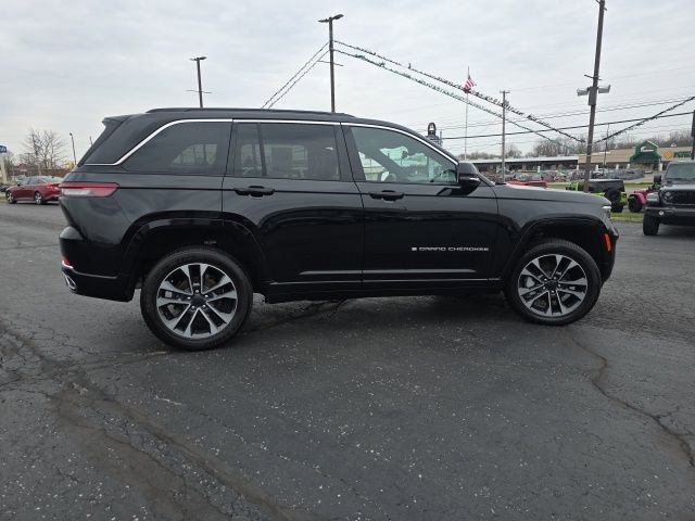 Used 2024 Jeep Grand Cherokee Overland w/ Adv Protech Group III image 8