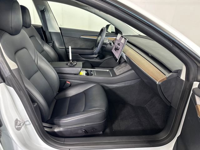 Used 2023 Tesla Model 3 Standard Range image 26