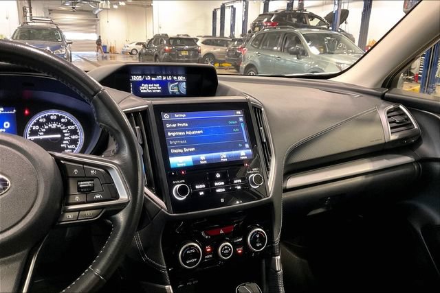 Used 2019 Subaru Forester Limited AWD/4WD image 6
