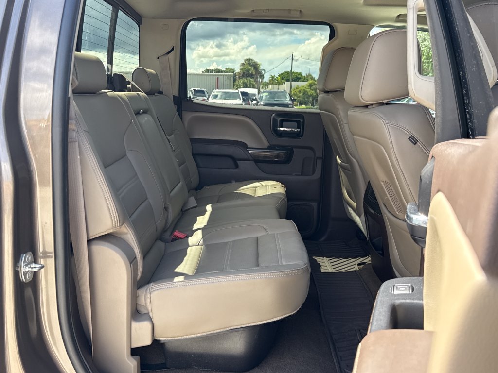 Used 2015 GMC Sierra 2500 Denali w/ Duramax Plus Package AWD/4WD image 30