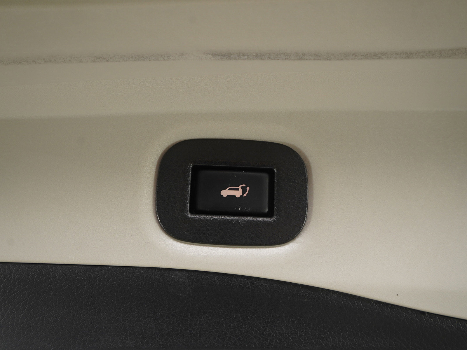 Used 2020 Nissan Rogue SL w/ Premium Package image 11