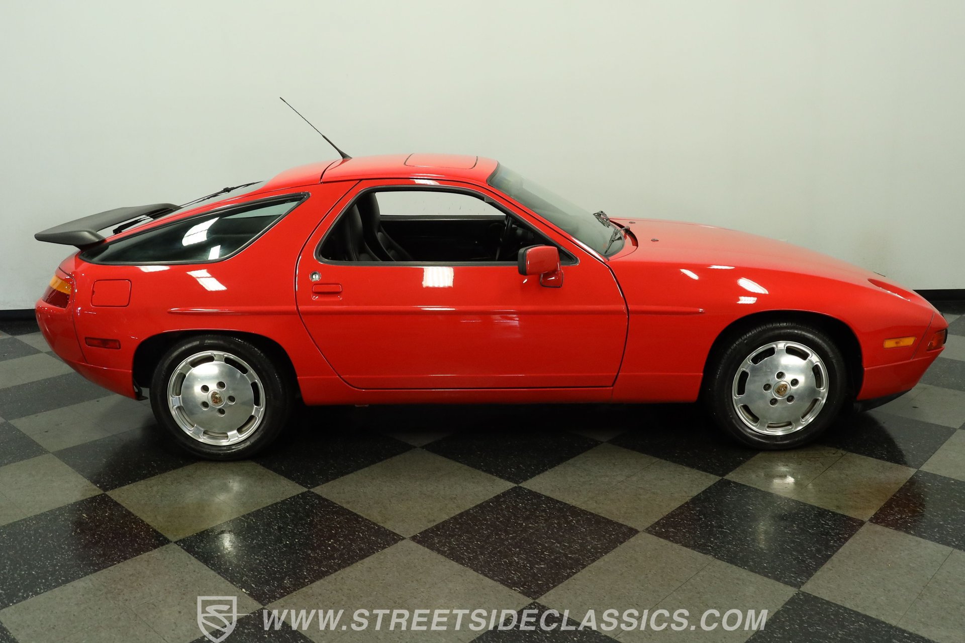 Used 1989 Porsche 928 S4 RWD image 13