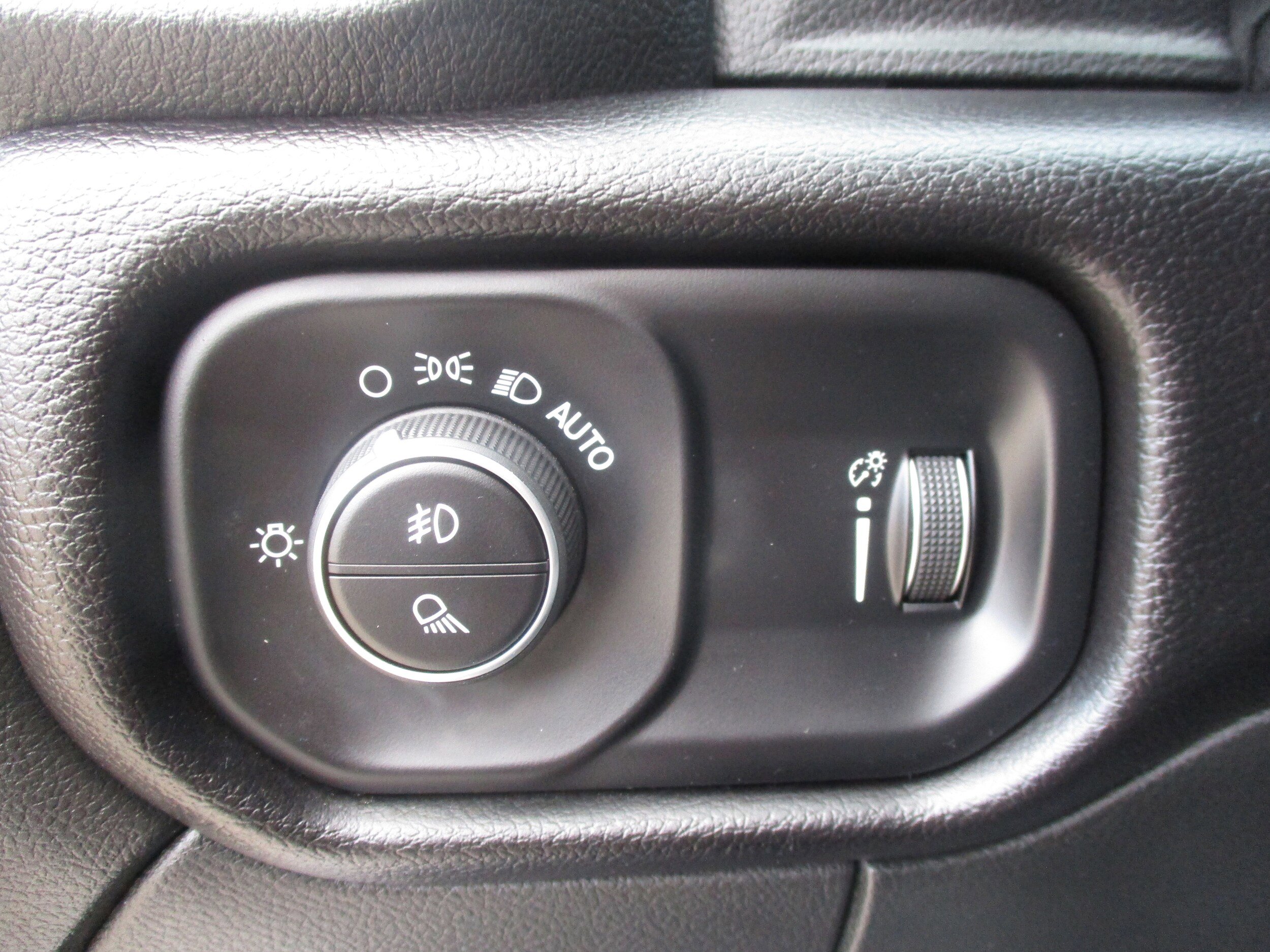 Used 2024 RAM 2500 Big Horn w/ Bed Utility Group AWD/4WD image 33