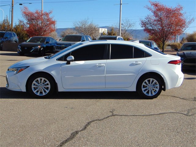 Used 2025 Toyota Corolla XLE image 7
