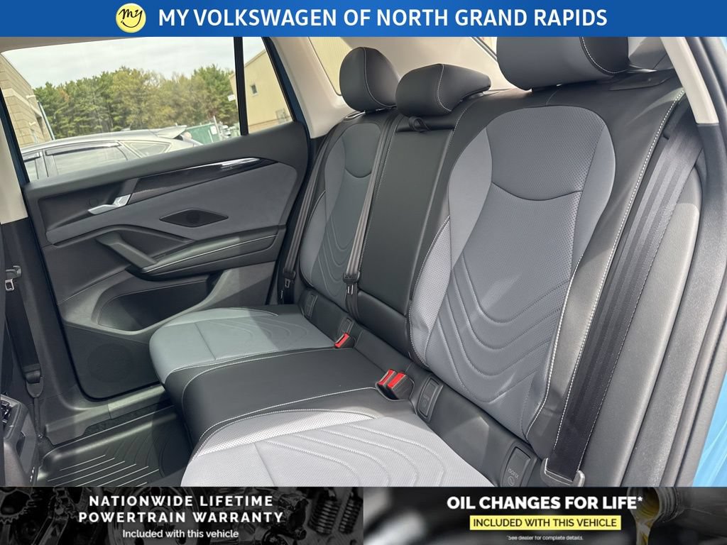 New 2026 Volkswagen Tiguan SE AWD/4WD image 24