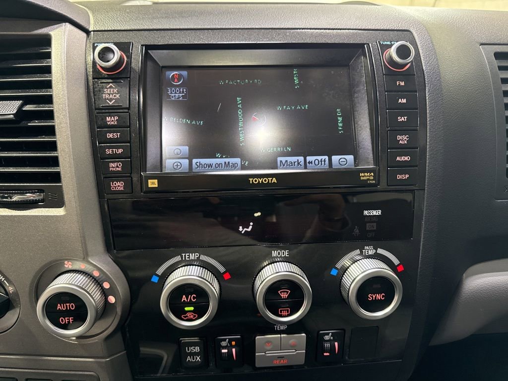 Used 2011 Toyota Sequoia Limited AWD/4WD image 20