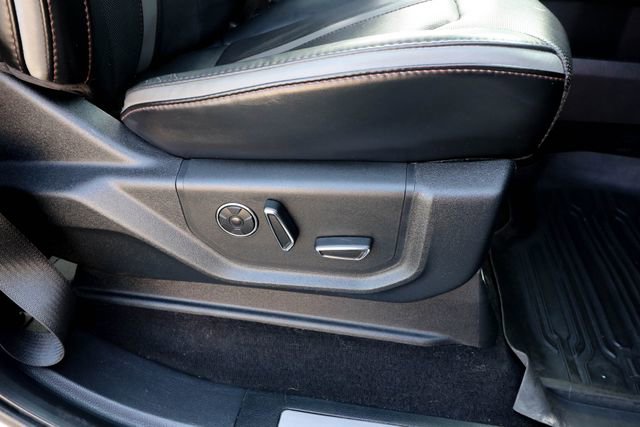 Used 2018 Ford F150 Platinum w/ Equipment Group 701A Luxury image 46