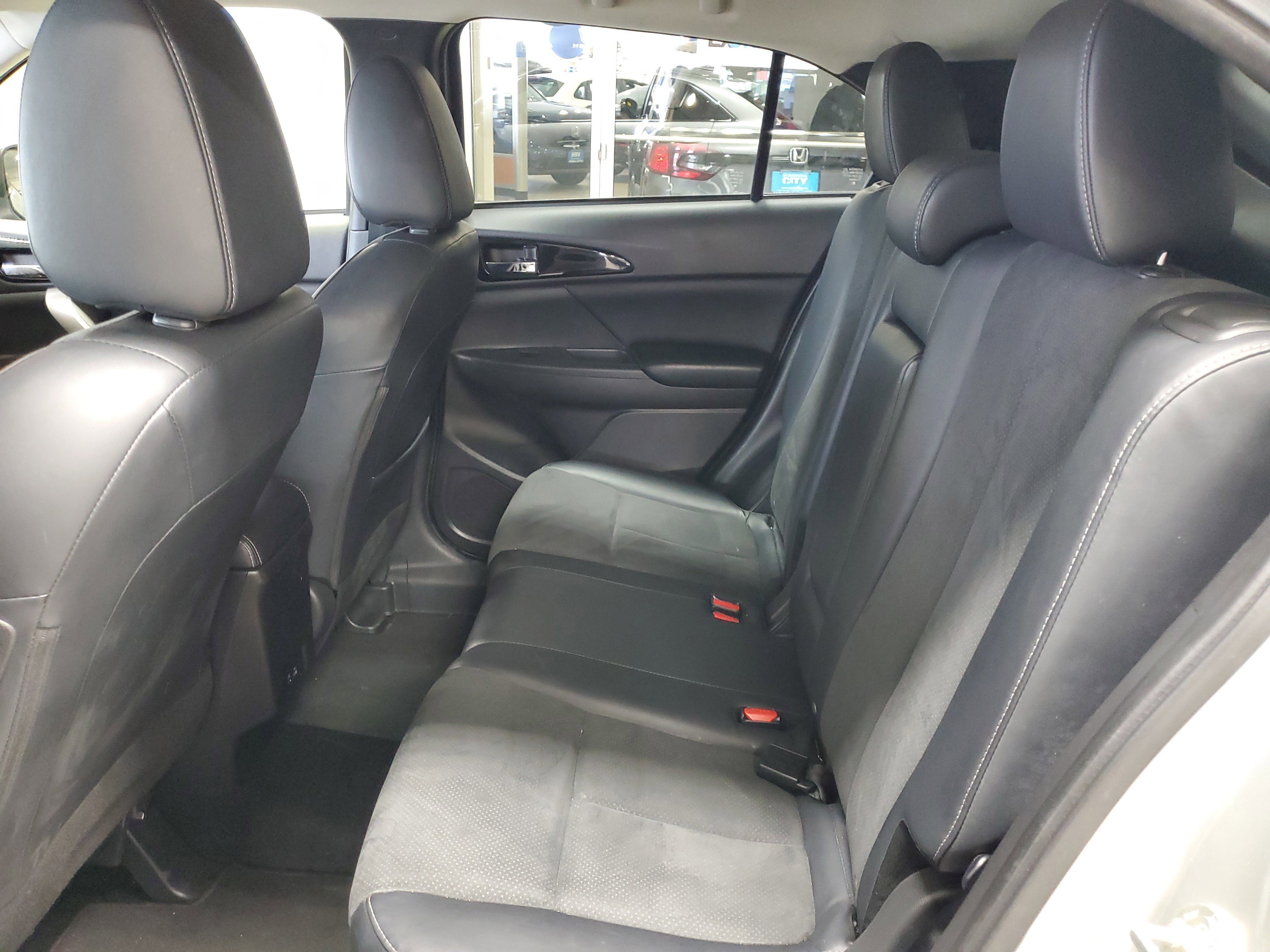 Used 2024 Mitsubishi Eclipse Cross SE AWD/4WD image 11