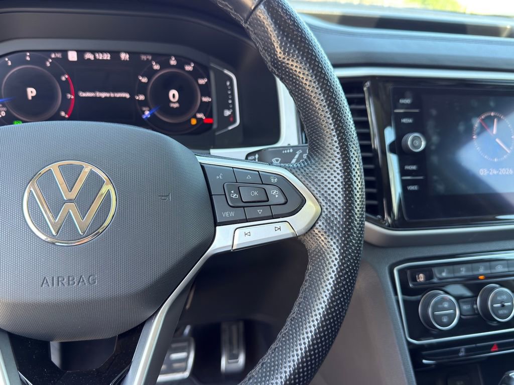 Used 2022 Volkswagen Atlas SEL Premium image 19