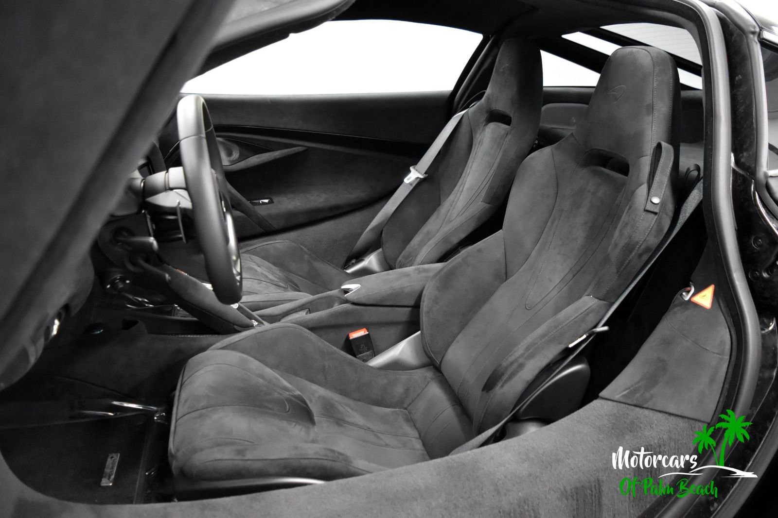 Used 2025 McLaren 750S image 22