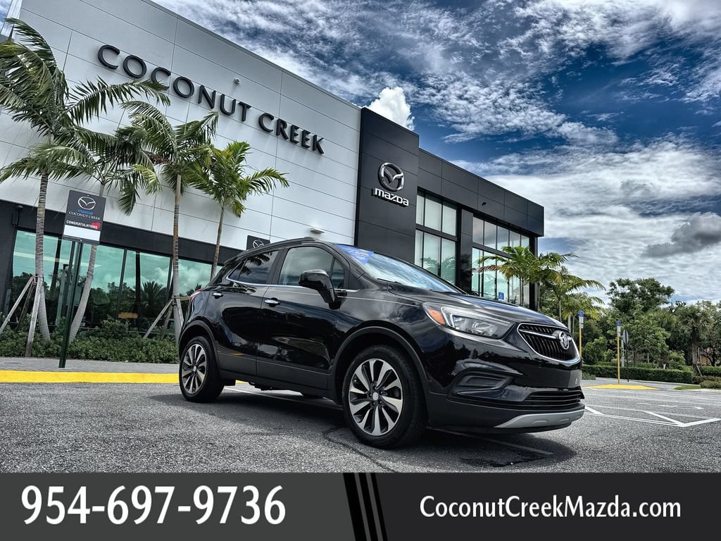 Used 2021 Buick Encore Preferred w/ Safety Package II FWD image 1