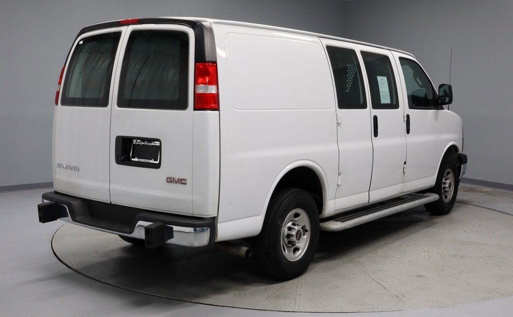 Used 2024 GMC Savana 2500 w/ Driver Convenience Package image 10