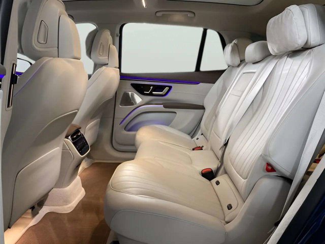 Used 2023 Mercedes-Benz EQS 450+ 4MATIC SUV w/ AMG Line Exterior Package image 21