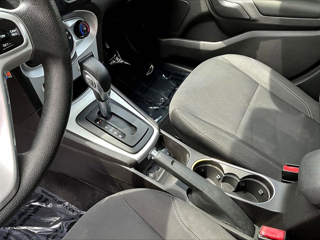Used 2017 Ford Fiesta SE FWD image 17