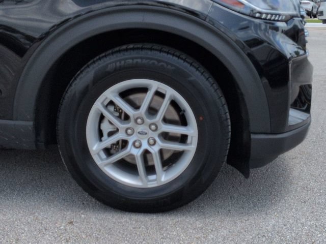 Certified 2025 Ford Explorer Active w/ Active Comfort Package RWD image 11