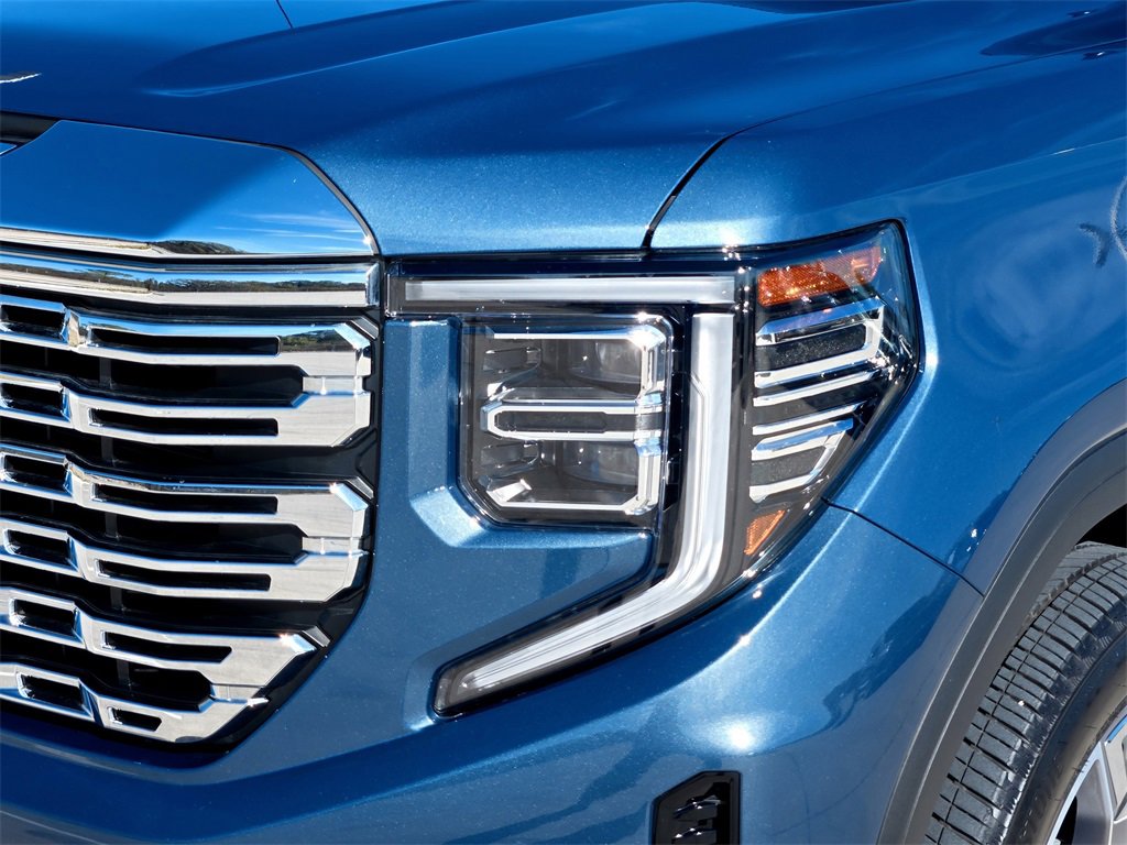 Used 2024 GMC Sierra 1500 Denali w/ Denali Reserve Package image 3