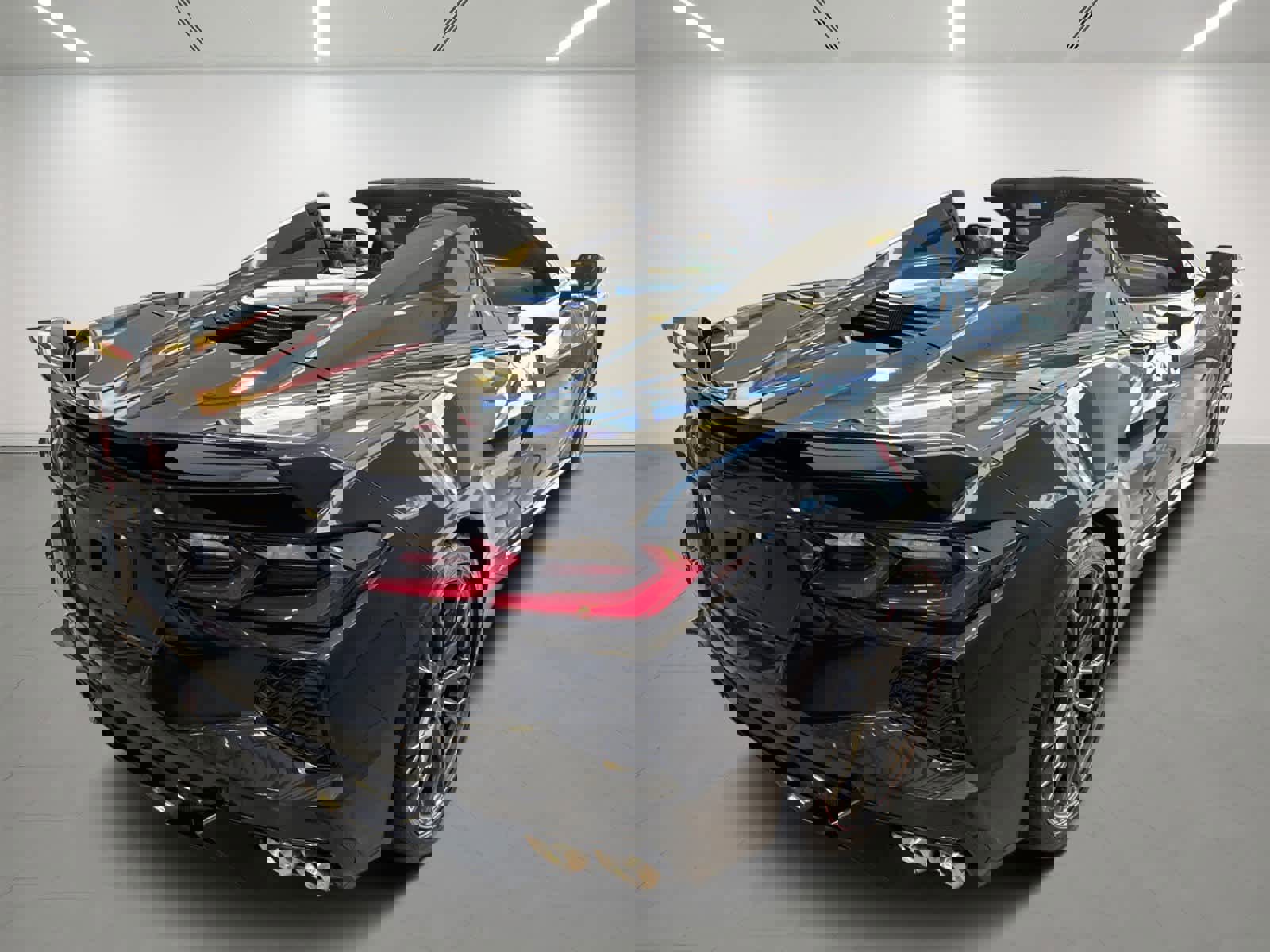 Used 2023 Chevrolet Corvette Stingray Premium Conv w/ Z51 Performance Package RWD image 5