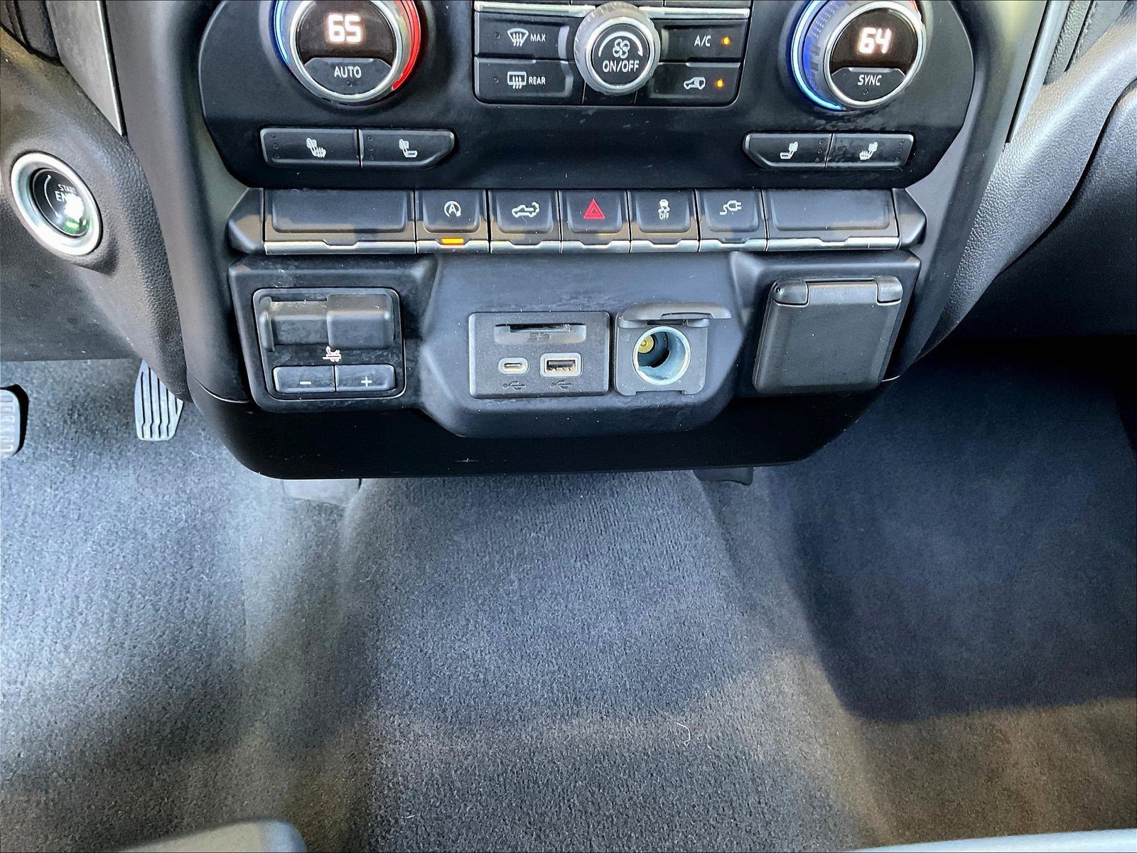 Used 2019 Chevrolet Silverado 1500 LT w/ All-Star Edition AWD/4WD image 16