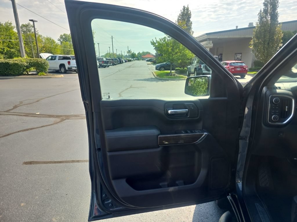 Used 2020 Chevrolet Silverado 1500 LT w/ All-Star Edition AWD/4WD image 11