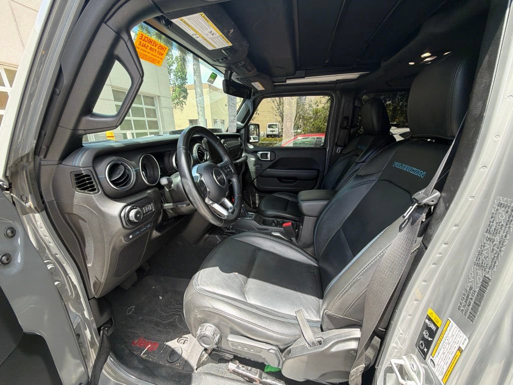 Used 2022 Jeep Wrangler Unlimited Rubicon 4xe AWD/4WD image 5