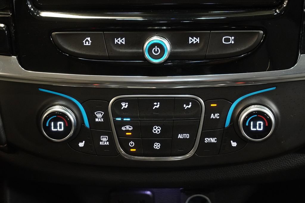 Used 2018 Chevrolet Traverse LT image 21