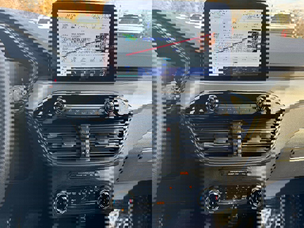 New 2025 Ford Escape Active image 28