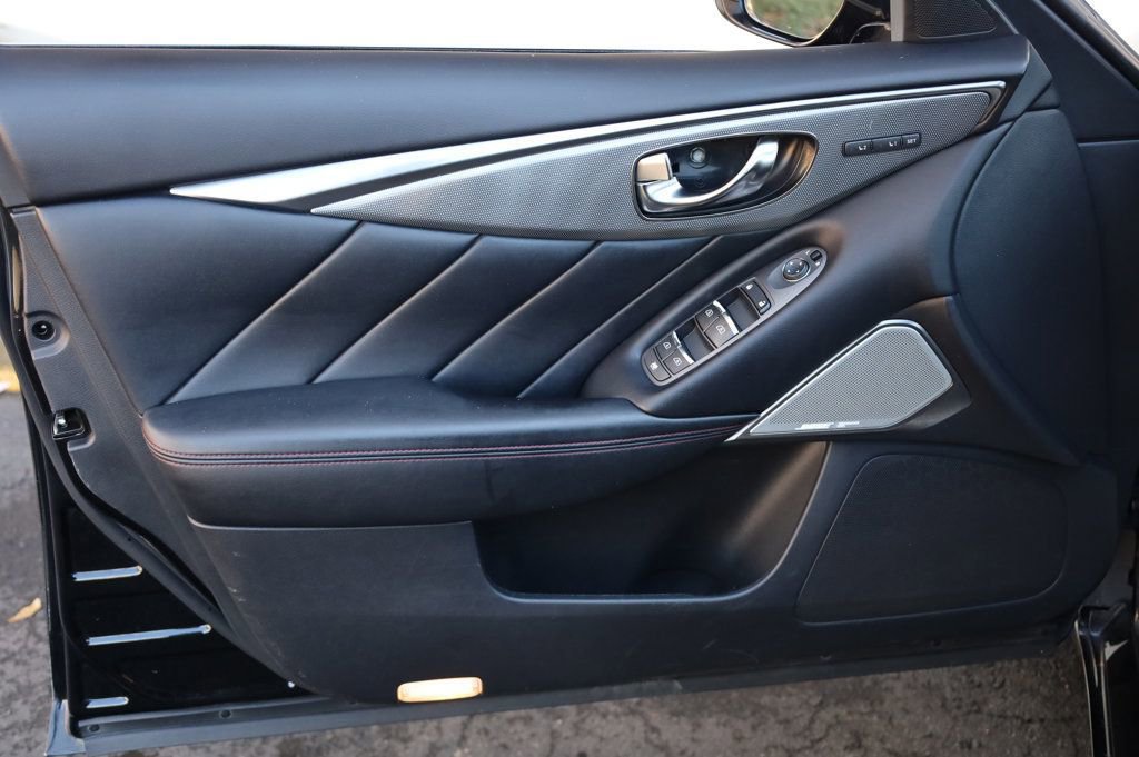 Used 2018 INFINITI Q50 Red Sport 400 w/ Sensory Package (Sport) image 13