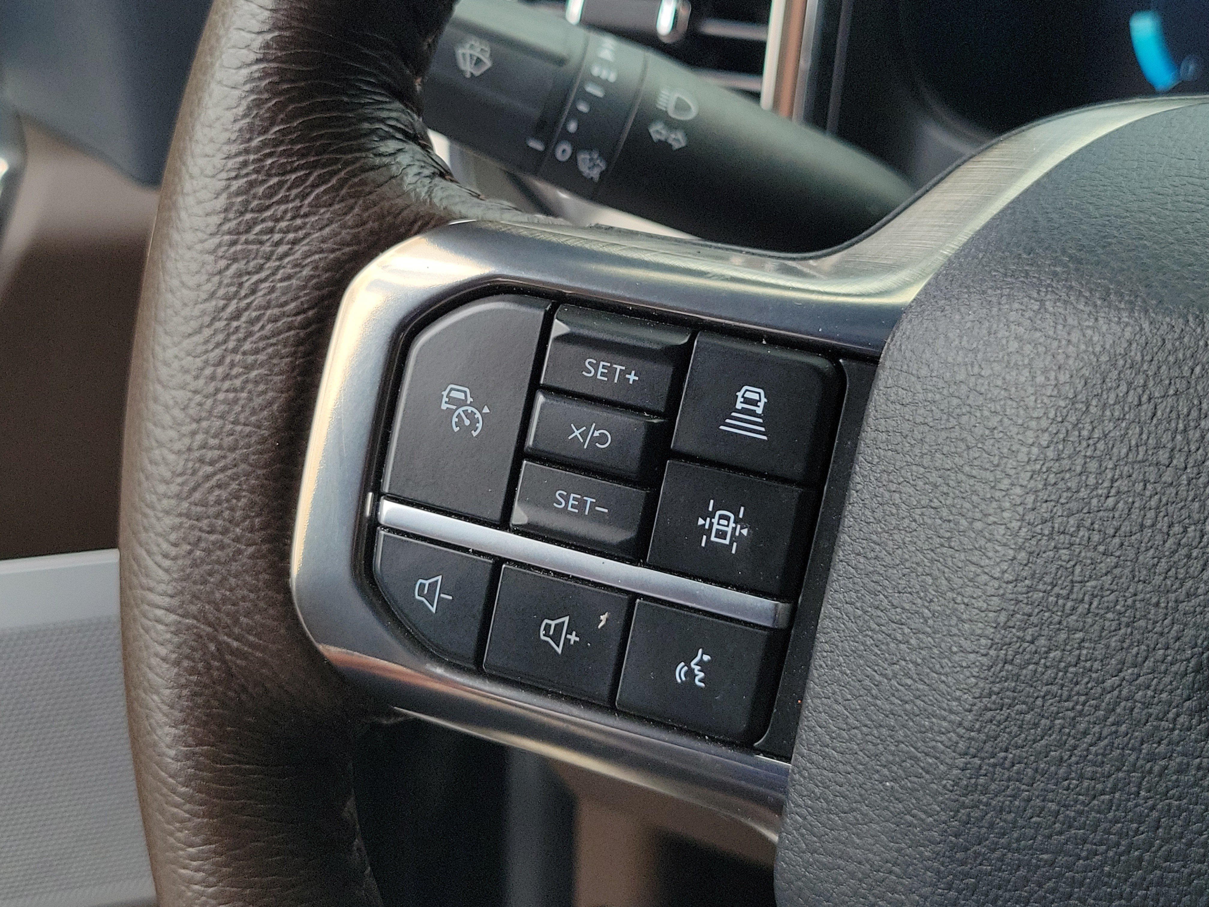 Used 2025 Ford F250 King Ranch AWD/4WD image 28