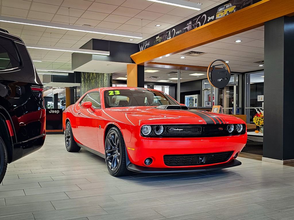 Certified 2023 Dodge Challenger R/T Scat Pack w/ Plus Package image 2
