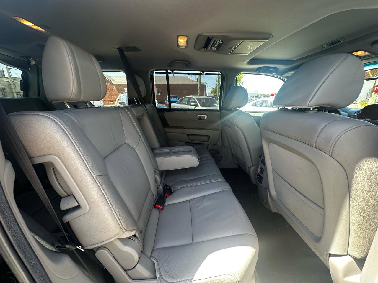 Used 2012 Honda Pilot Touring image 14