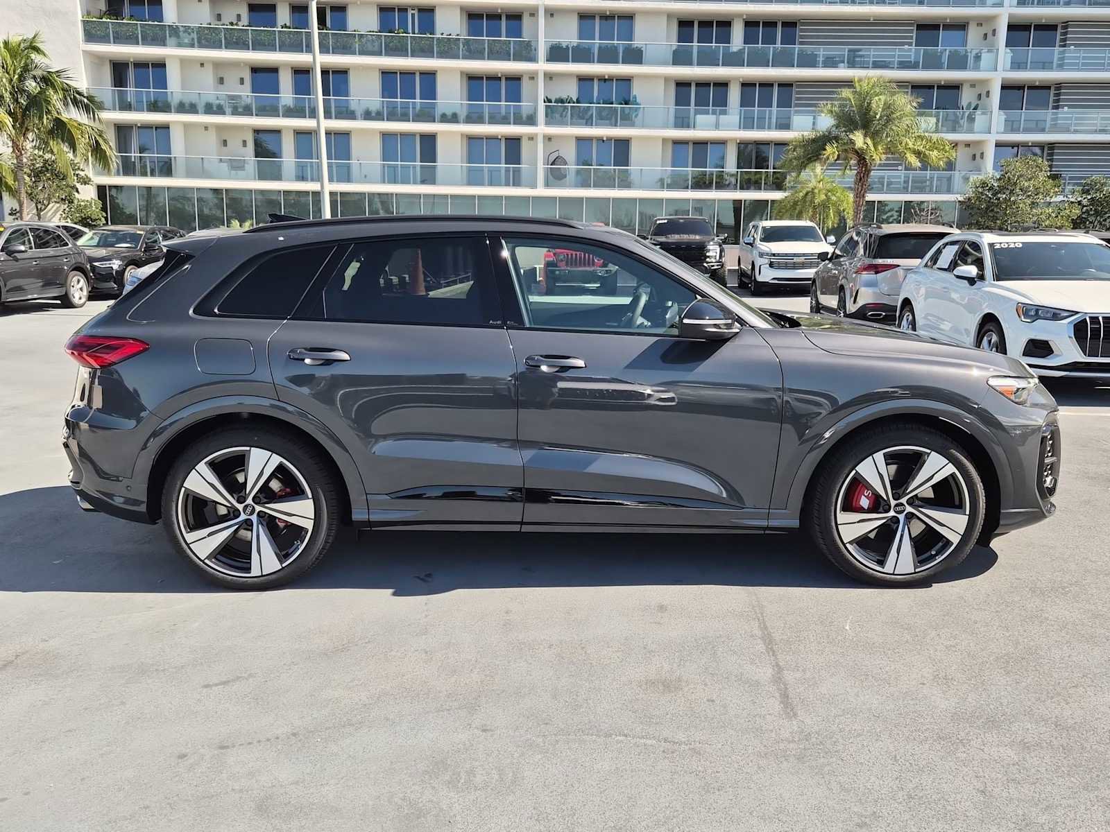 New 2025 Audi SQ5 Premium Plus image 7