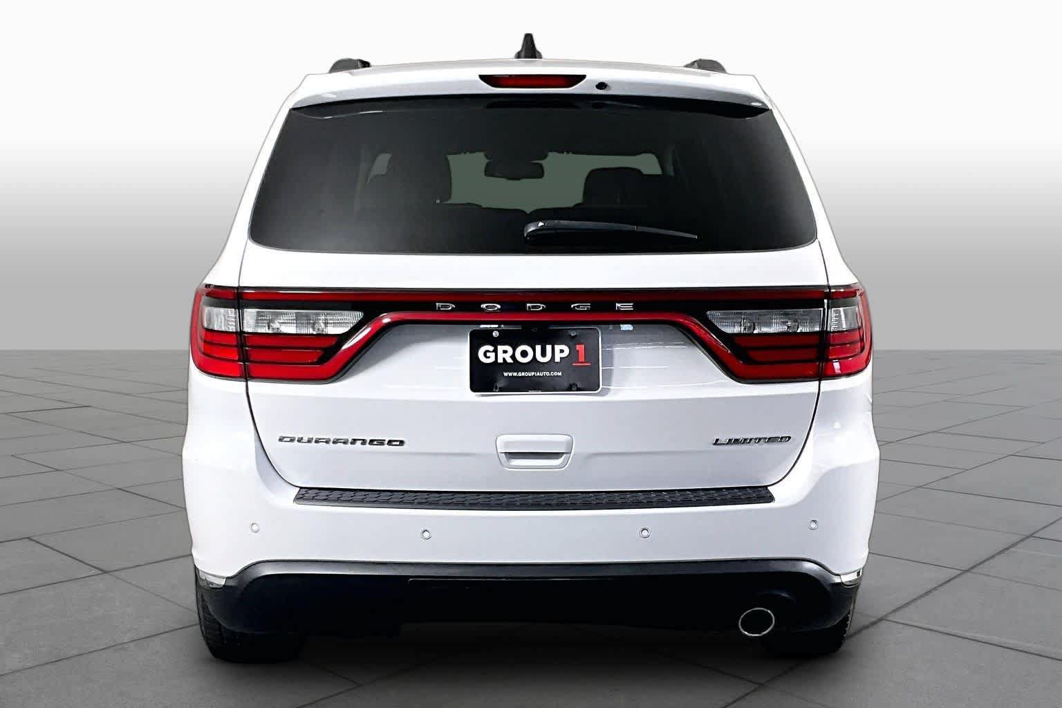 Used 2015 Dodge Durango Limited w/ Nav & Power Liftgate Group RWD image 5