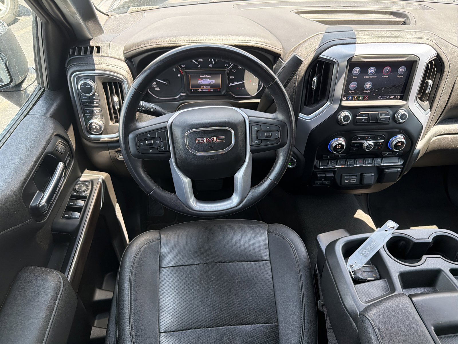 Used 2022 GMC Sierra 1500 SLT w/ X31 Off-Road Package AWD/4WD image 29