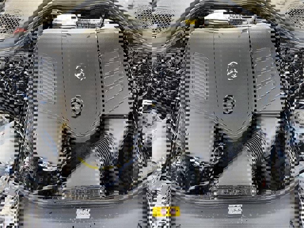 Used 2024 Mercedes-Benz E 350 4MATIC Sedan image 10