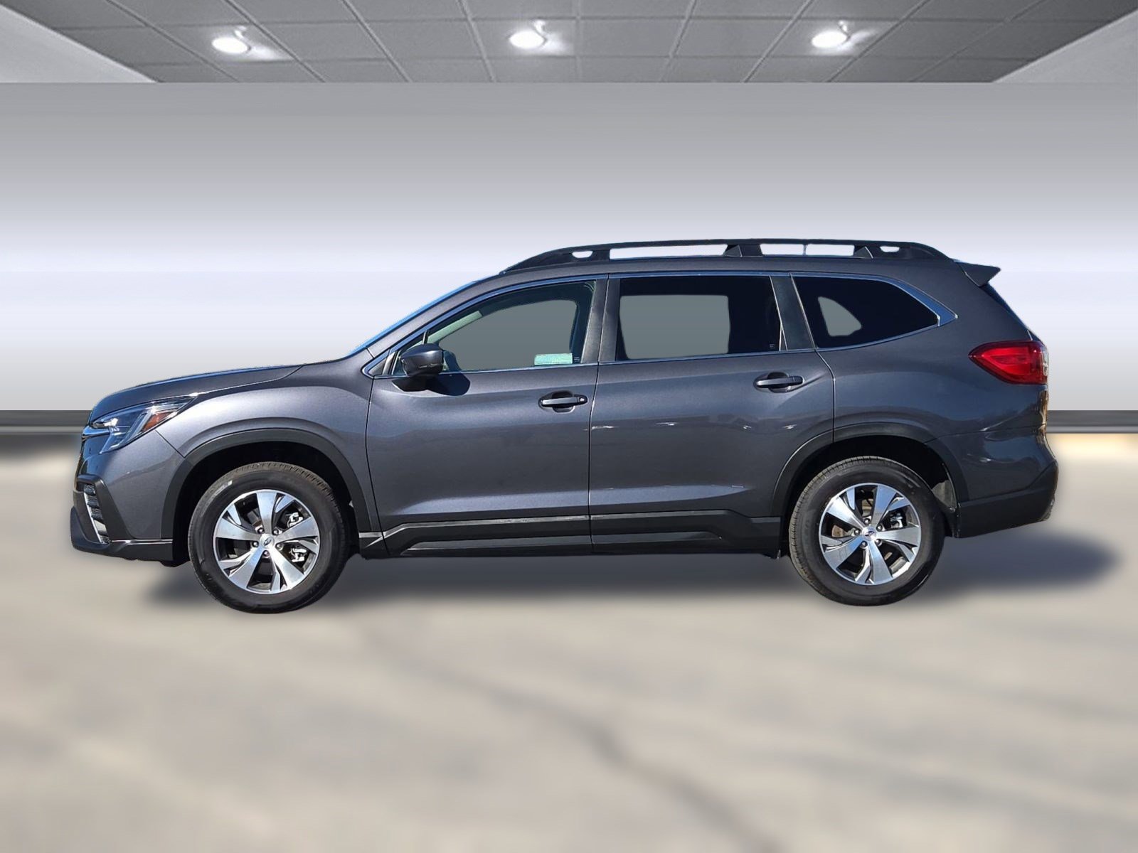 Used 2024 Subaru Ascent Premium w/ Convenience Package image 2