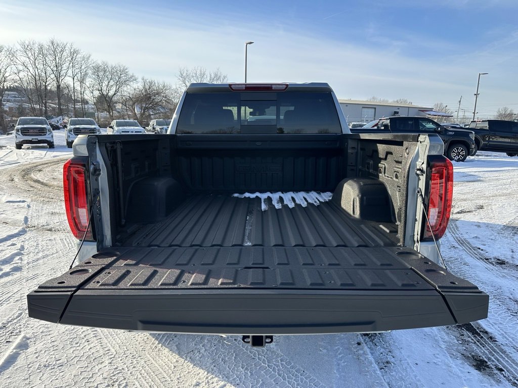 Used 2025 GMC Sierra 1500 AT4 w/ AT4 Premium Package image 7